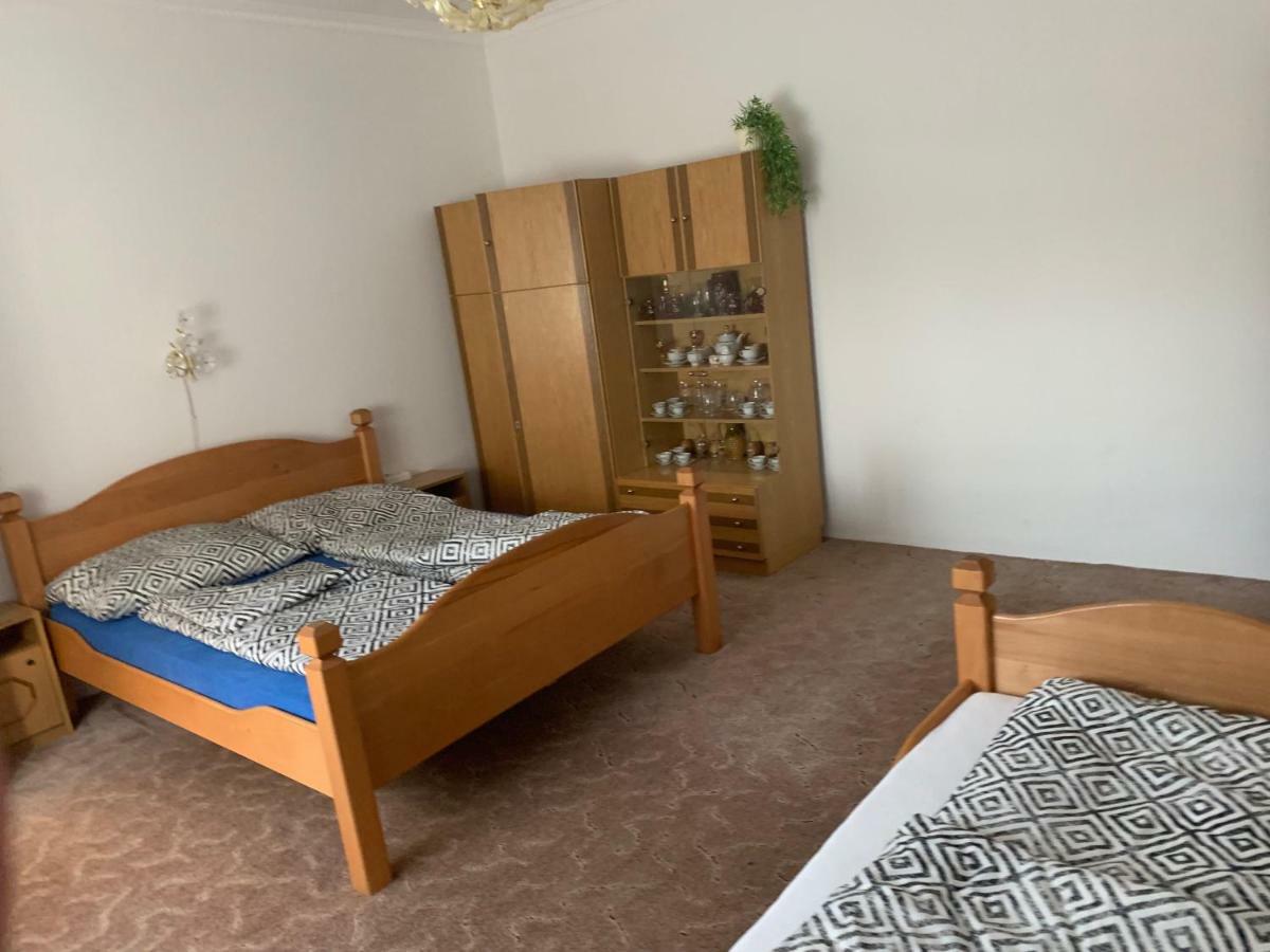 Viktor Apartmanhaz Zamárdi Εξωτερικό φωτογραφία